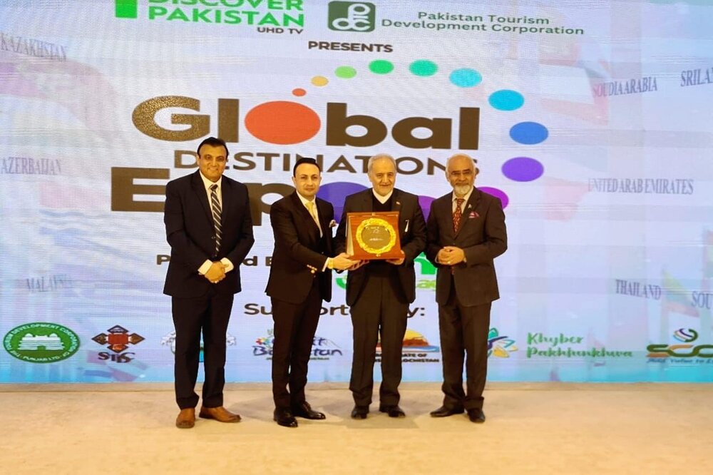 نمایشی از ایران در پاکستان