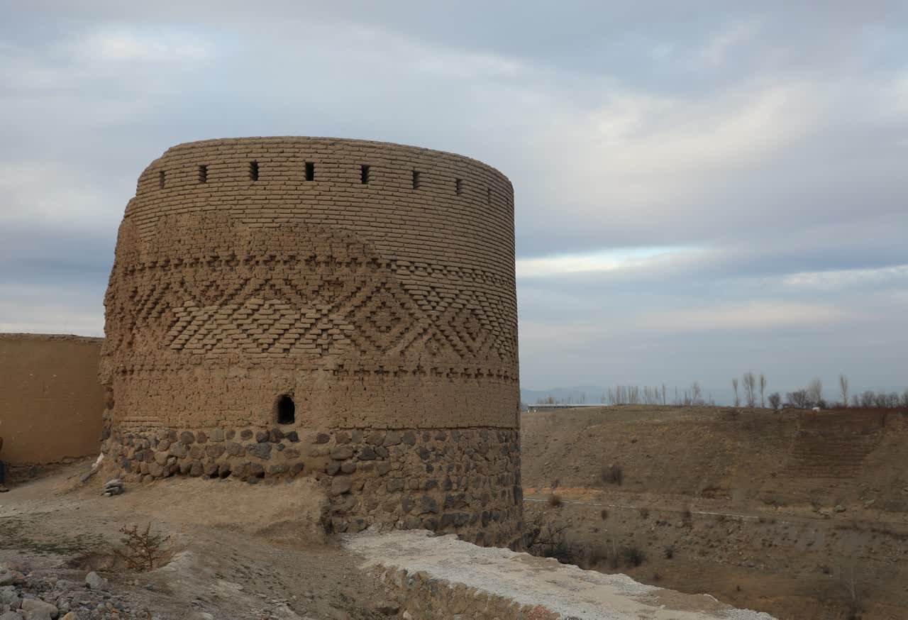 نگرانی درباره آسیب به میراث فرهنگی ایران در برابر تجاوز اسرائیل