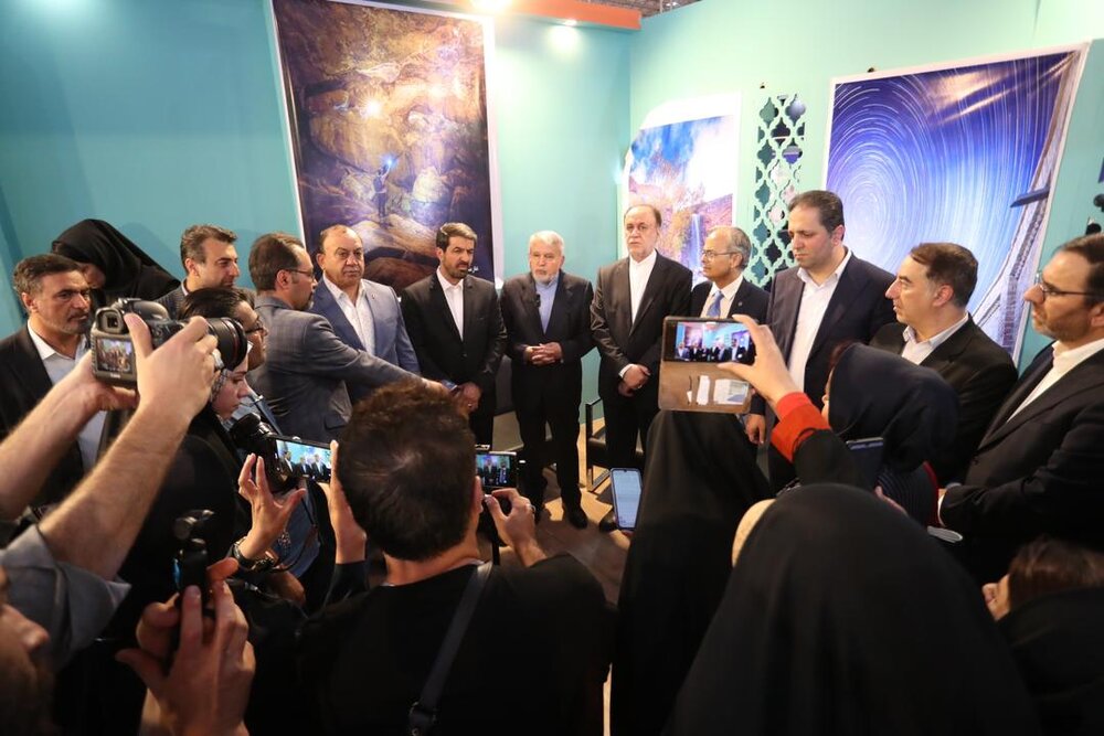 همدان میتواند به هاب منطقهای صنعت گردشگری تبدیل شود