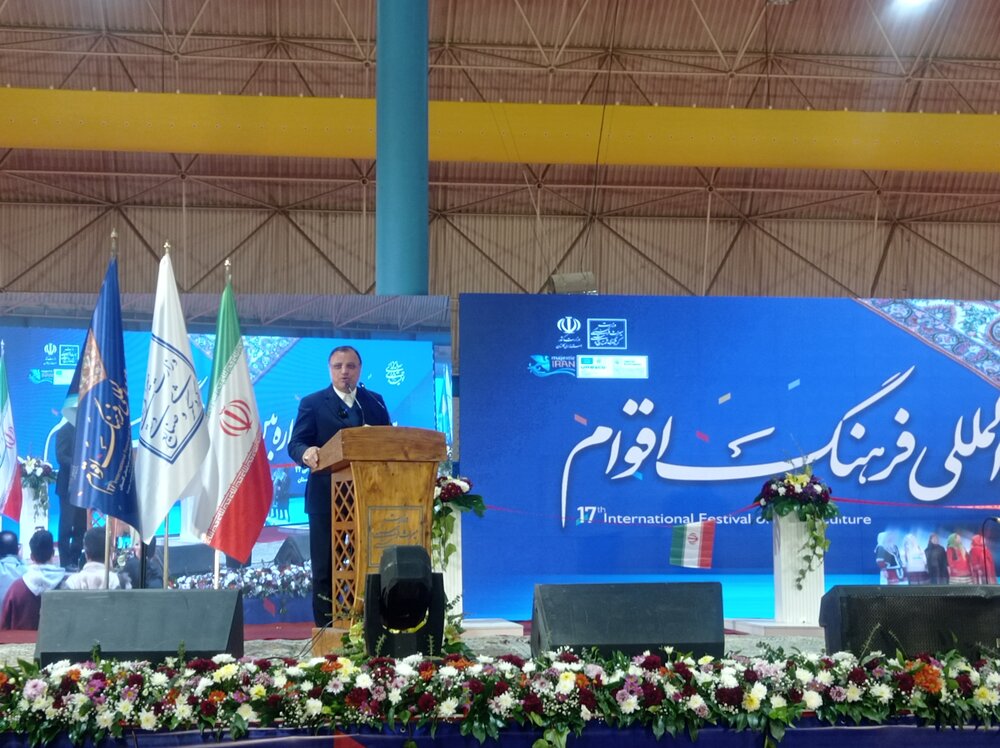 وزیر میراث‌ فرهنگی: تخلیه روستاها تهدید فرهنگی است