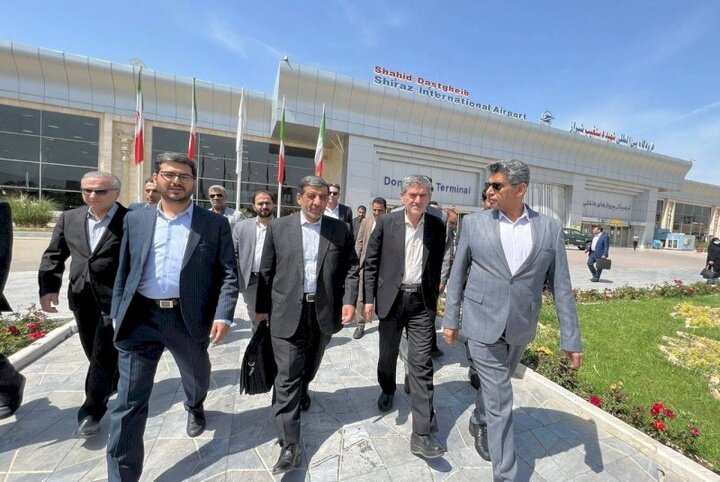 وزیر میراث فرهنگی وارد شیراز شد