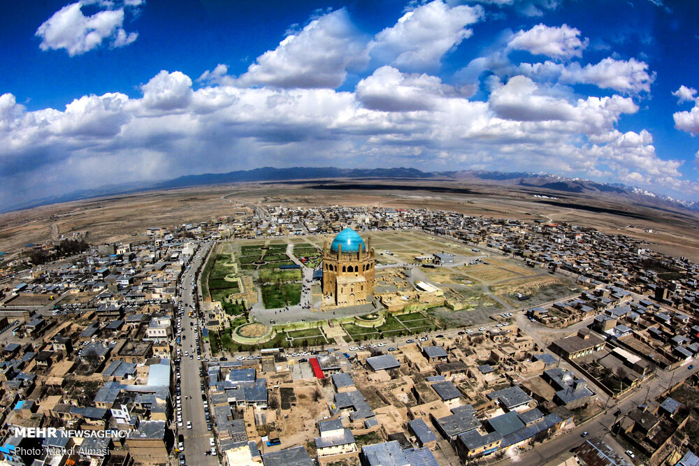 ساخت و سازهای غیرمجاز در حریم گنبد سلطانیه؛ جلوی تخلف گرفته شد