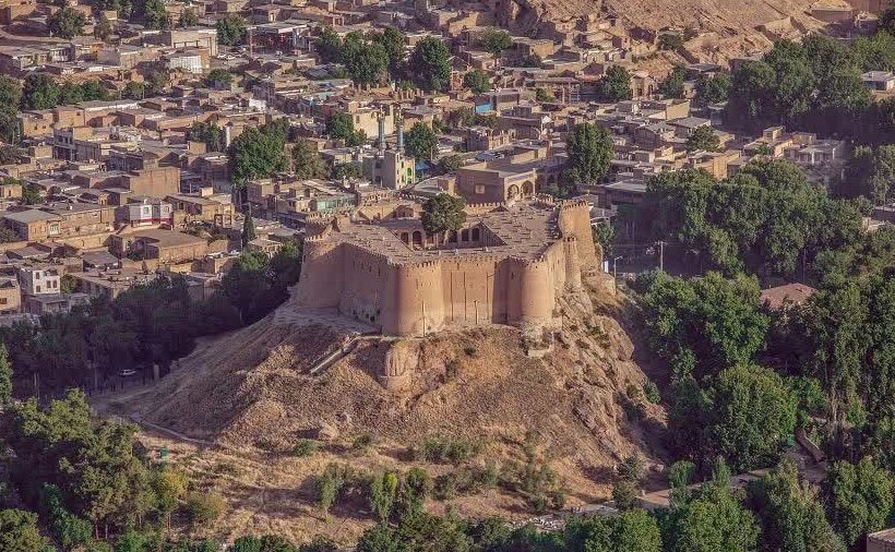 کشف لایه‌های پیش‌ از تاریخ در تپه فلک‌الافلاک؛ تقویت پرونده ثبت جهانی